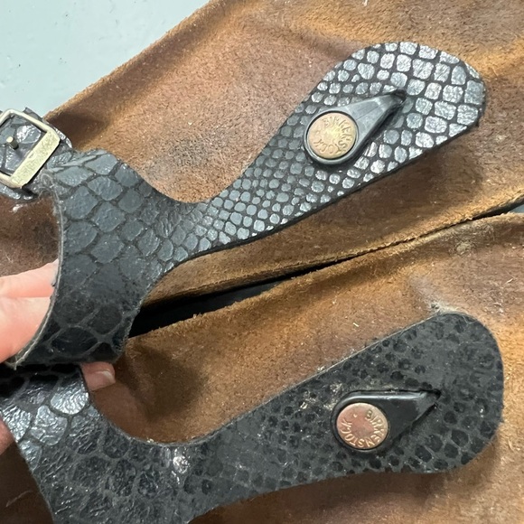 Birkenstock Gizeh with Metallic Scale Print, size 40 - Picture 5 of 7
